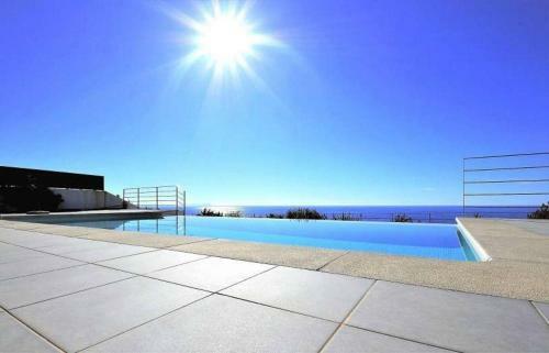 Excellent Seafront Villa In Cala Pi