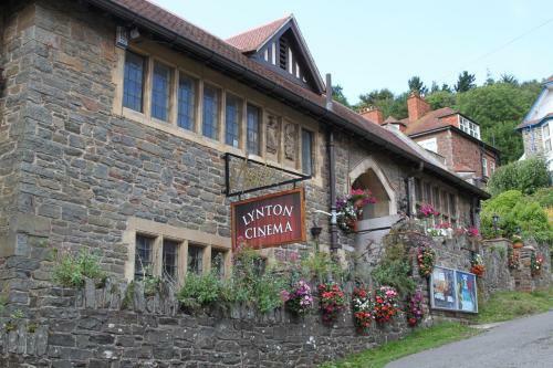 Hostal Castle Hill Guest House