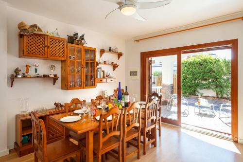 Chalet Con Piscina Privada A 2 Minutos Del Mar