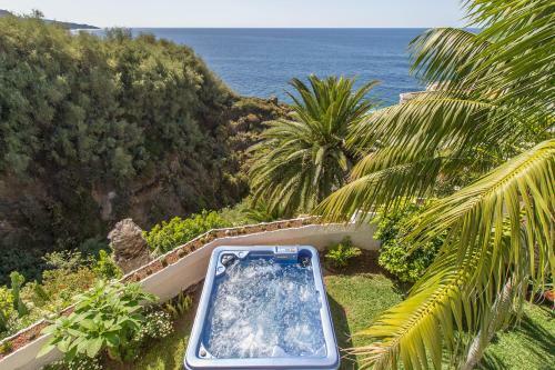 Villa In Protected Space In Front Of The Sea