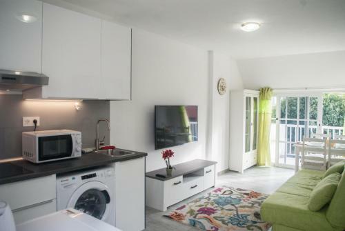 Sunny Centrical Apartment In Los Amigos