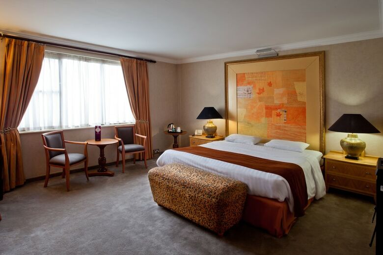 Daresbury Park Hotel