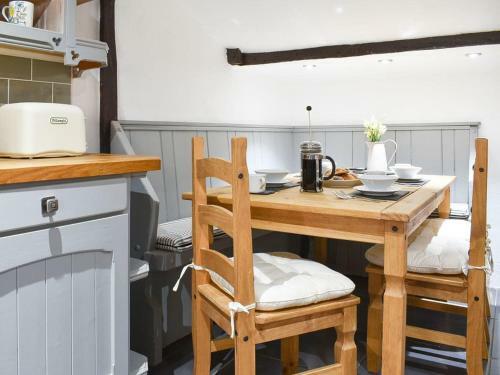 Corner Cottage