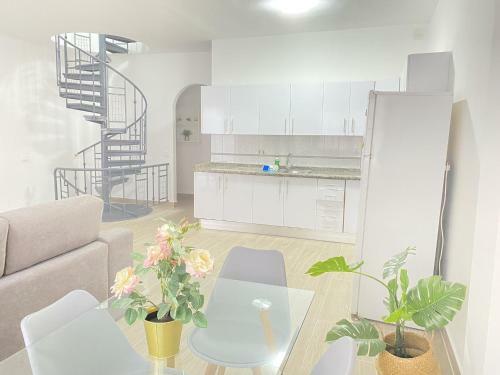Apartamento 2hab Con Piscina Y Terraza