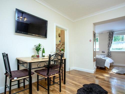 Apartment 1 - Uk32845