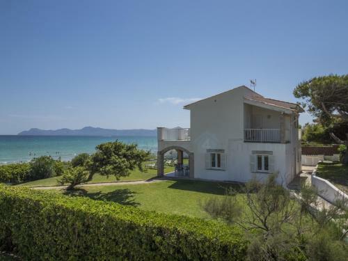 M4r 01 Villa Tagaste, Playa de Muro