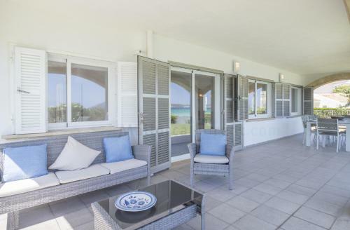 M4r 01 Villa Tagaste, Playa de Muro