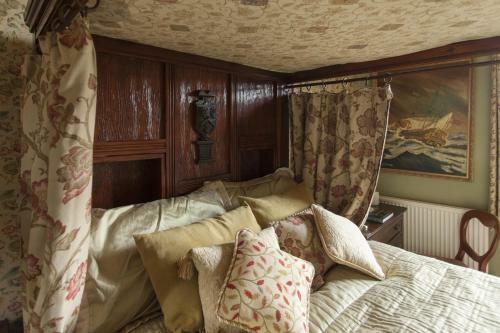 Brayne Court Bed And Breakfast