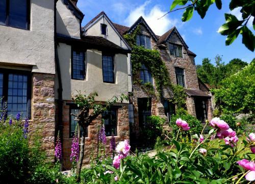 Brayne Court Bed And Breakfast
