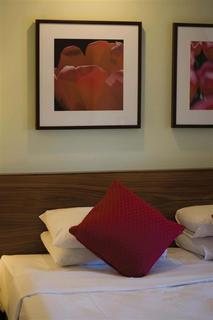 Best Western Ship Hotel