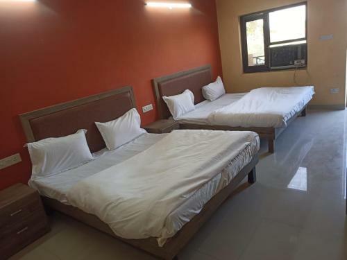 Hotel The Diamond Leaf