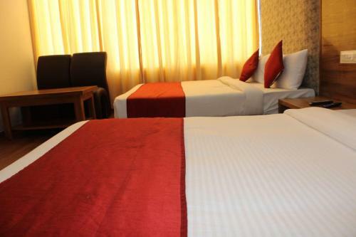 Hotel The Diamond Leaf