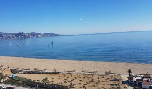 Apartamento New Marina Beach D-luxe