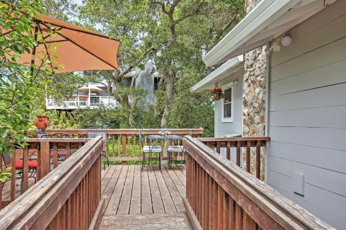 Aptos Cottage With Deck And Views, Only 2 Mi To Beach!