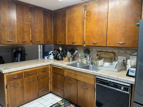 Beautiful House With Fantastic View In Azusa