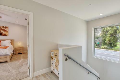 2885abd4-4bdrm Casa Blanca