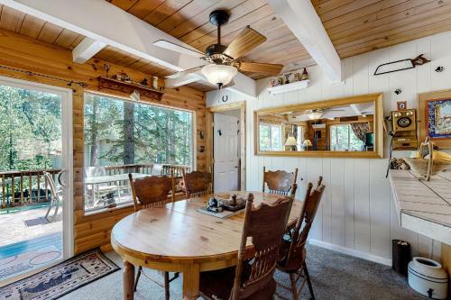 Beary Happy Cabin