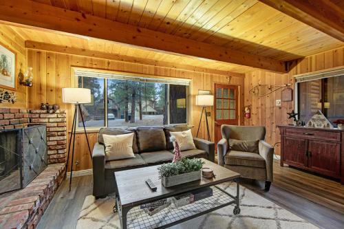 Little Foot Cabin