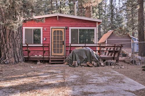 Quaint And Cozy Big Bear Cabin Pets Welcome!