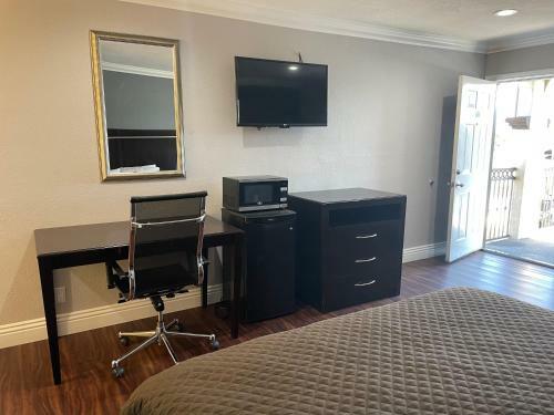 Motel Legacy Inn & Suites