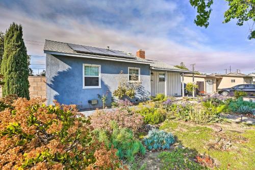 Charming Anaheim Abode About 1 Mi To Disneyland!
