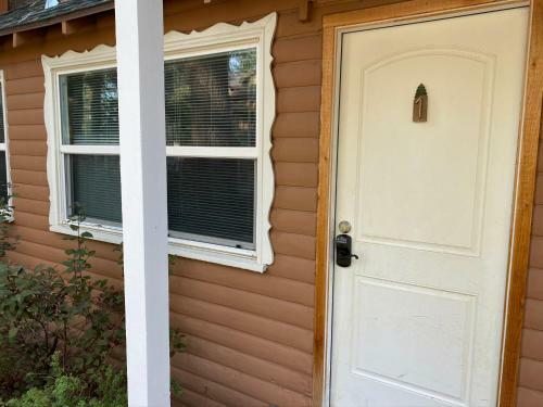 Lodge 1 Bedroom With Spa 1 At Timber Haven