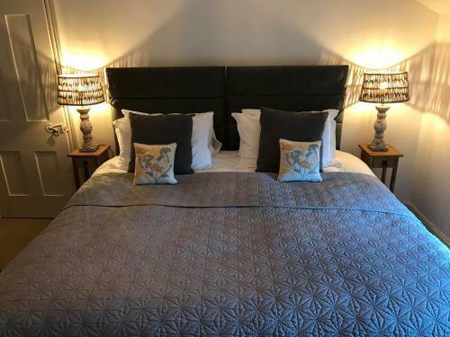 Church Farm House Bed And Breakfast