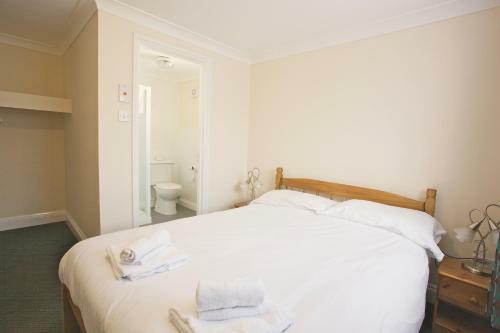 All Seasons Lodge Hotel