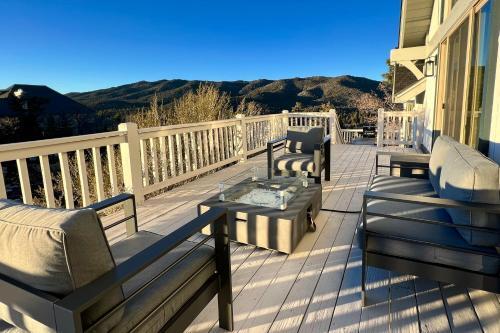 Starlight Lodge