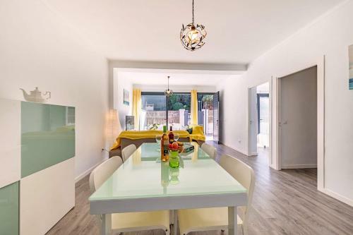 Modesto Apartment B