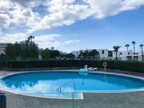 Beach Life 365 Apartment