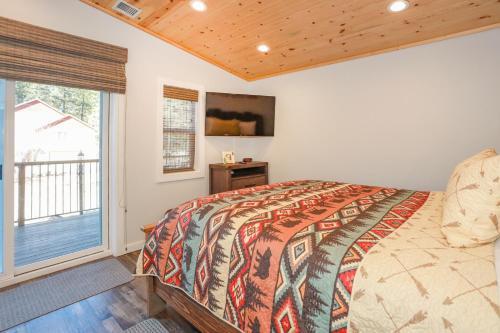 Comet's Cabin Home