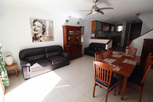 V02 Parque Santiago 2 Villa 2 Bed Sleeps 7