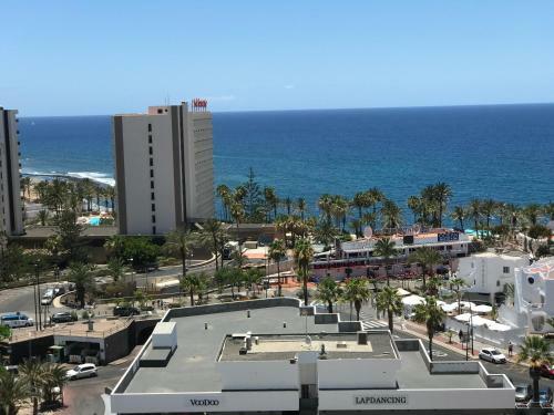 Las Americas Panoramic View Apartment I