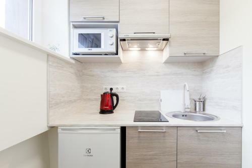 Sunny Apartment Near Bus Station
