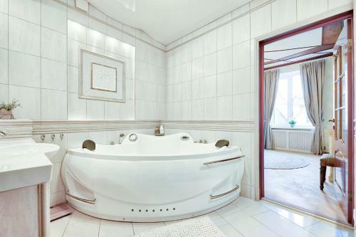 Apartamento The Goldsmiths? Old Town Tallinn Treasure