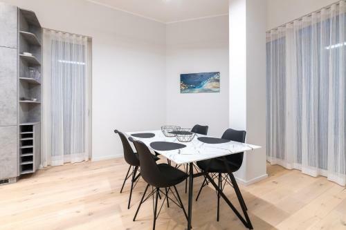 Dashaus 2 Bedroom Apartment