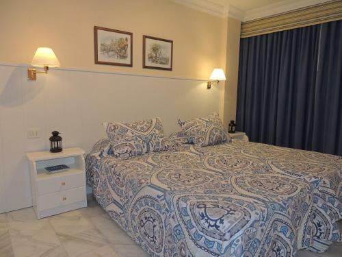 Apartamento Romantic Retreat With Marine View