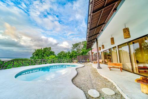 Hotel Akua Suites Ocean View