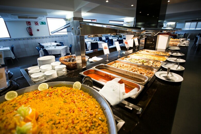 Hotel Port Fiesta Park