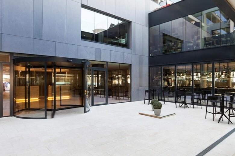 Hotel Bristol