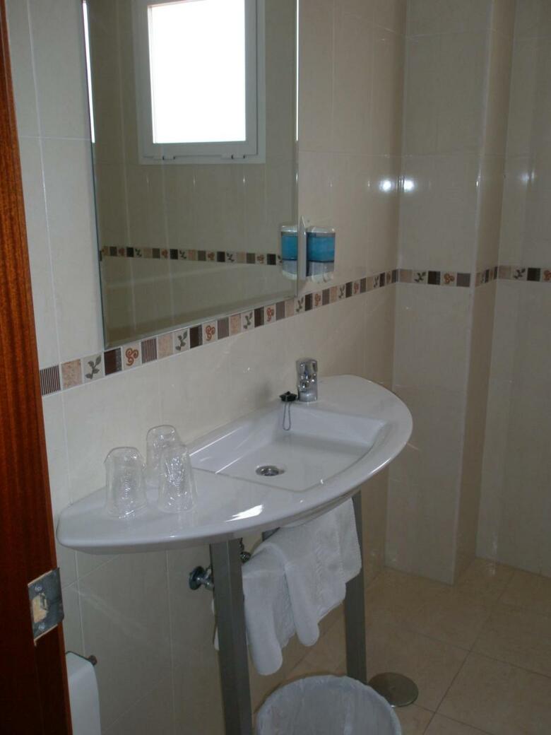 Hotel Mayna