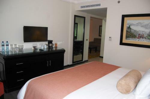Grand Tikal Futura Hotel
