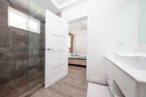 Casa Coastal Serenity