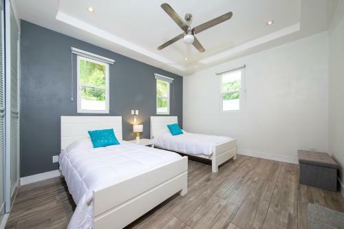 Casa Coastal Serenity