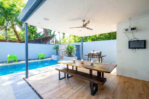 Casa Coastal Serenity