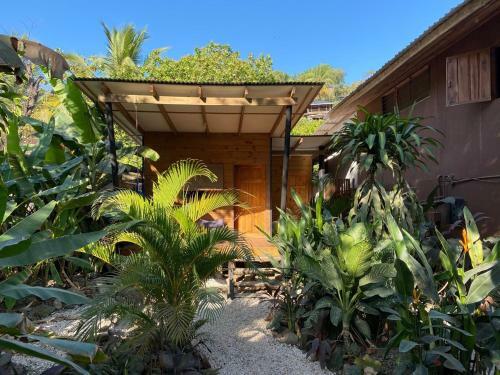 Santeria Lodge