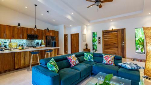 New 3-bedroom, 3-bath Home With Big Pool