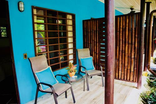 Hotel Cabinas D?val