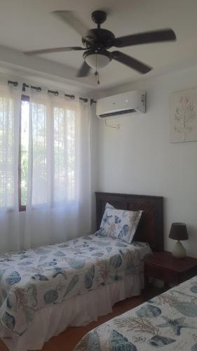 La Casita de Naomi